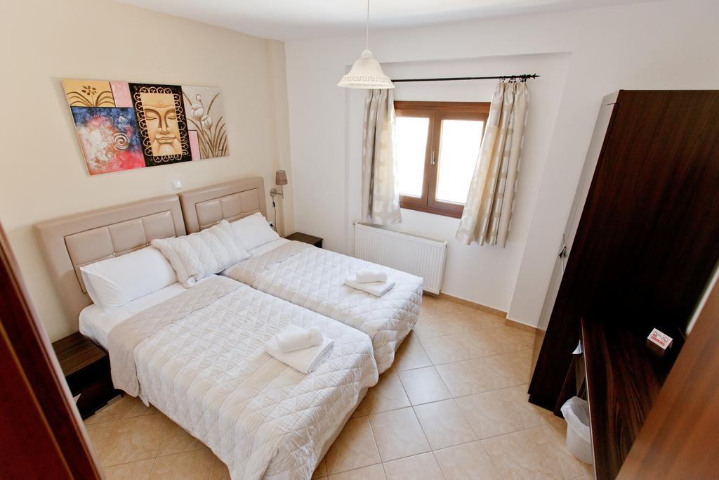 Villa Fun & Sun يميناريا الغرفة الصورة