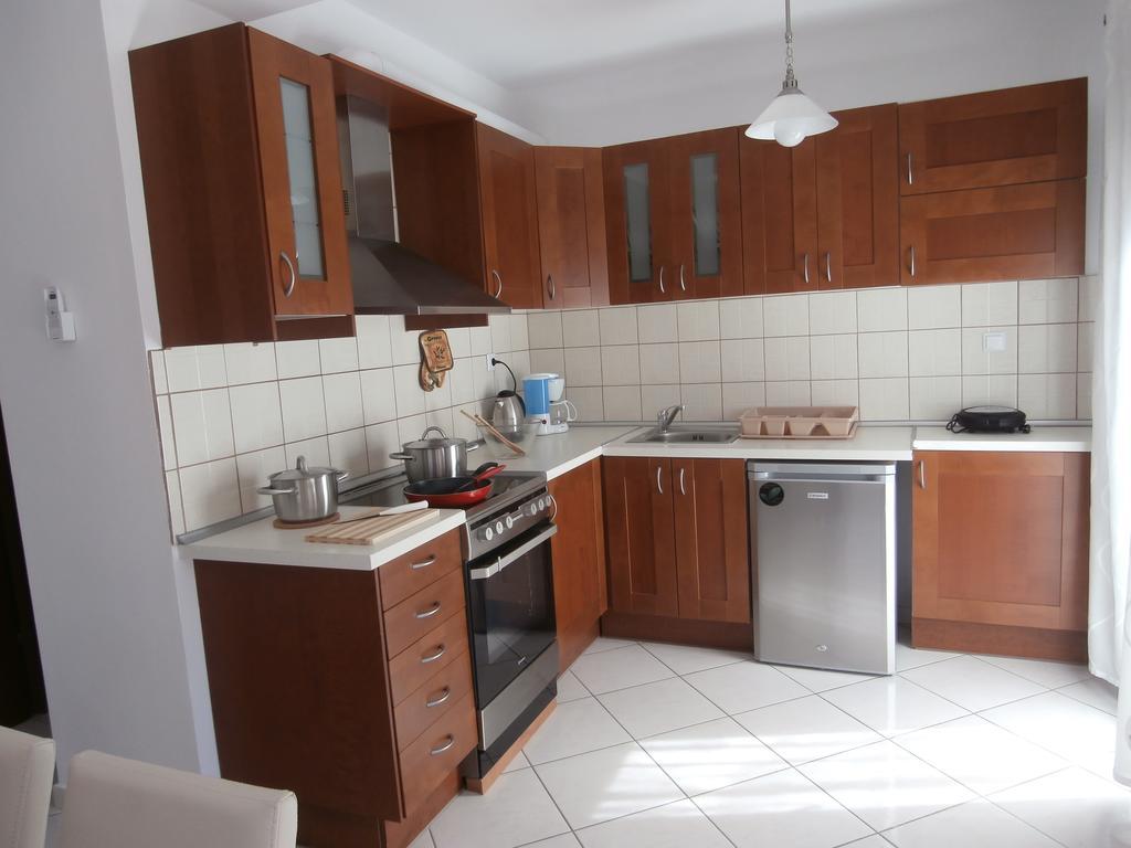 Villa Fun & Sun يميناريا الغرفة الصورة